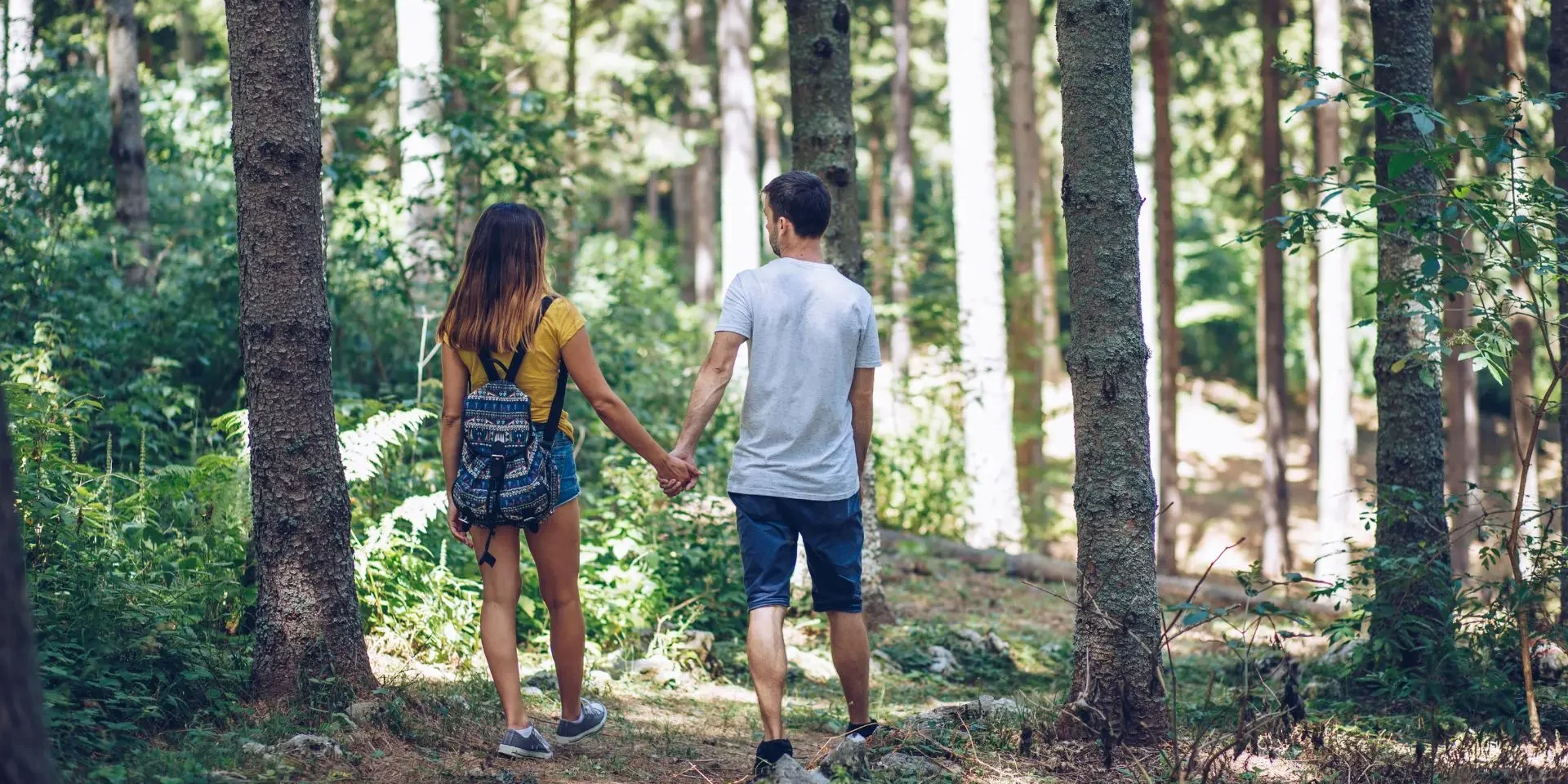 Viajar en pareja a Cañete escapada tranquila y romántica